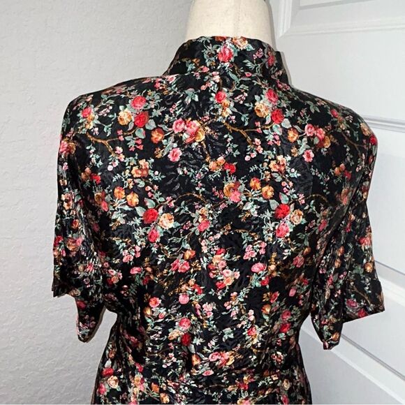 Vintage Ilese Stevens Floral Short Robe with Belt - Picture 4 of 12